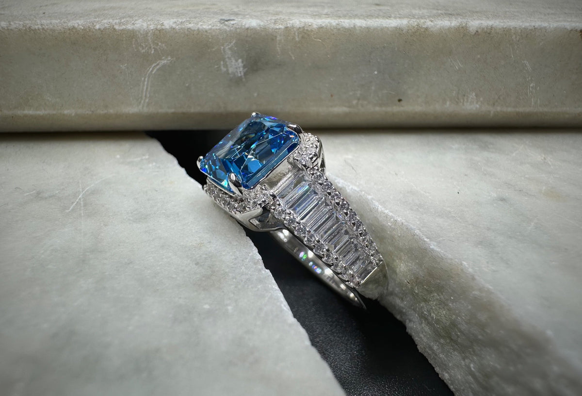 BKB X VV - BAGUETTE BLUE ICE WATER RING