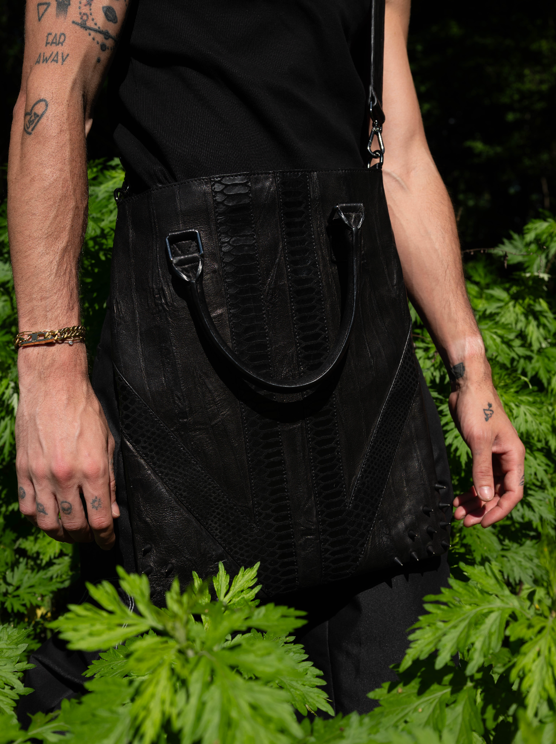 THE CULT DAILY TOTE