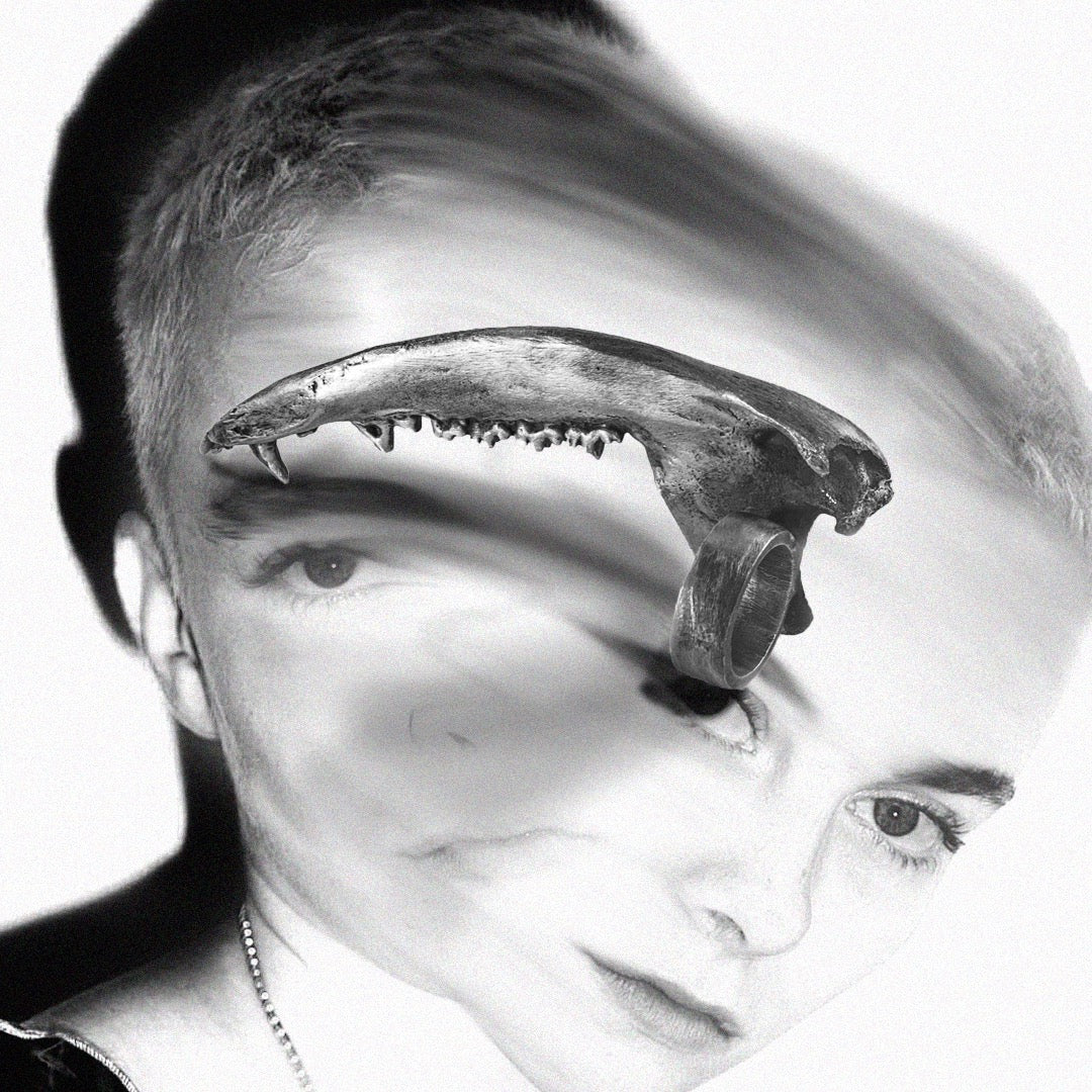 Gaag Jaw Bone Ring